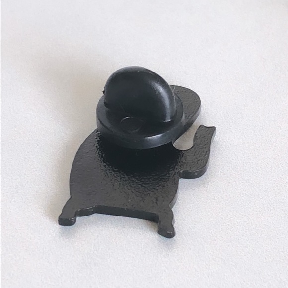 “Party Animal” Sloth 🦥 Enamel Pin/Brooch - Picture 3 of 3